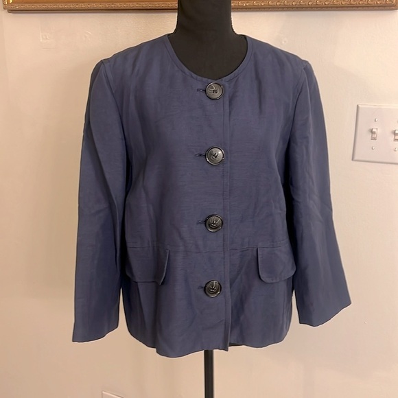 Kasper Navy Linen Blend Plus Size Blazer w/Large Buttons, Sz. 14. - Picture 1 of 10
